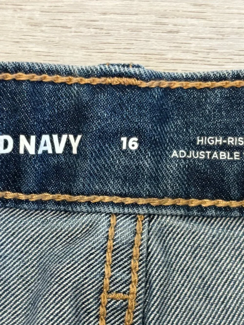 NWT Old Navy High-Rise Adjustable Denim Shorts Girls Size 16